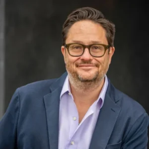 Aaron Hurst Headshot